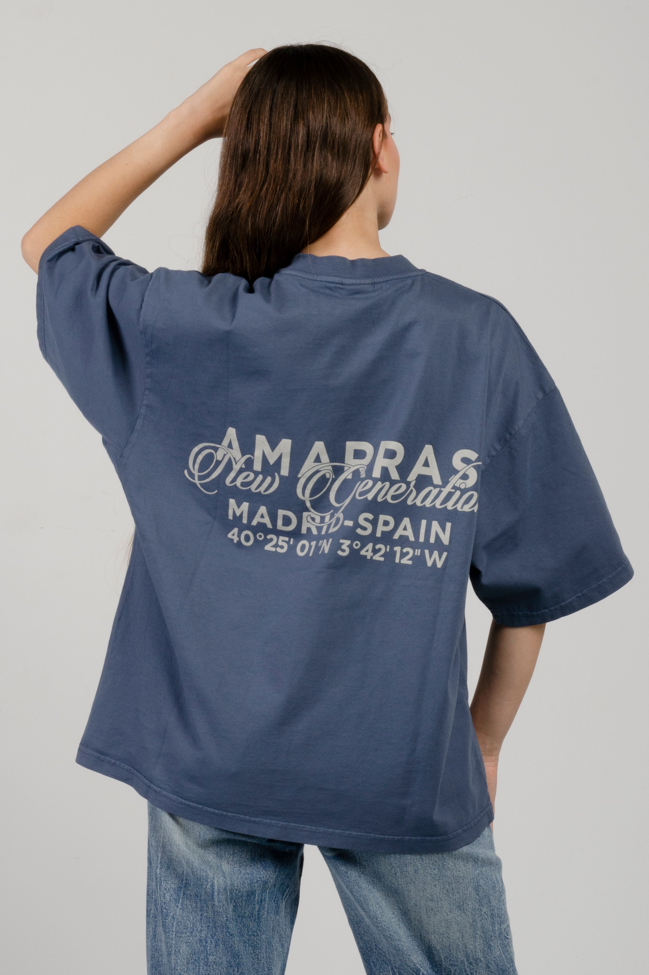 camiseta amarras unisex color azul marino con estampado náutico en pecho y espalda