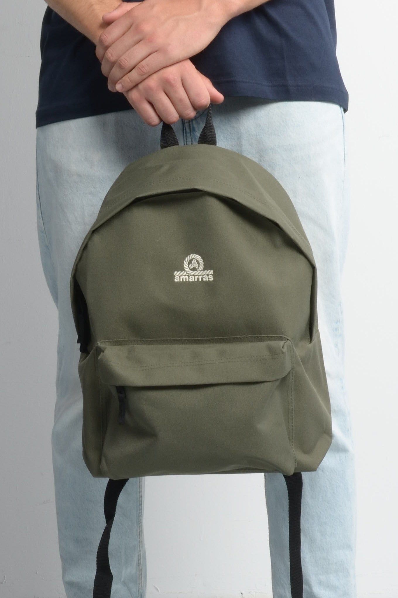 mochila amarras khaki con logo bordado