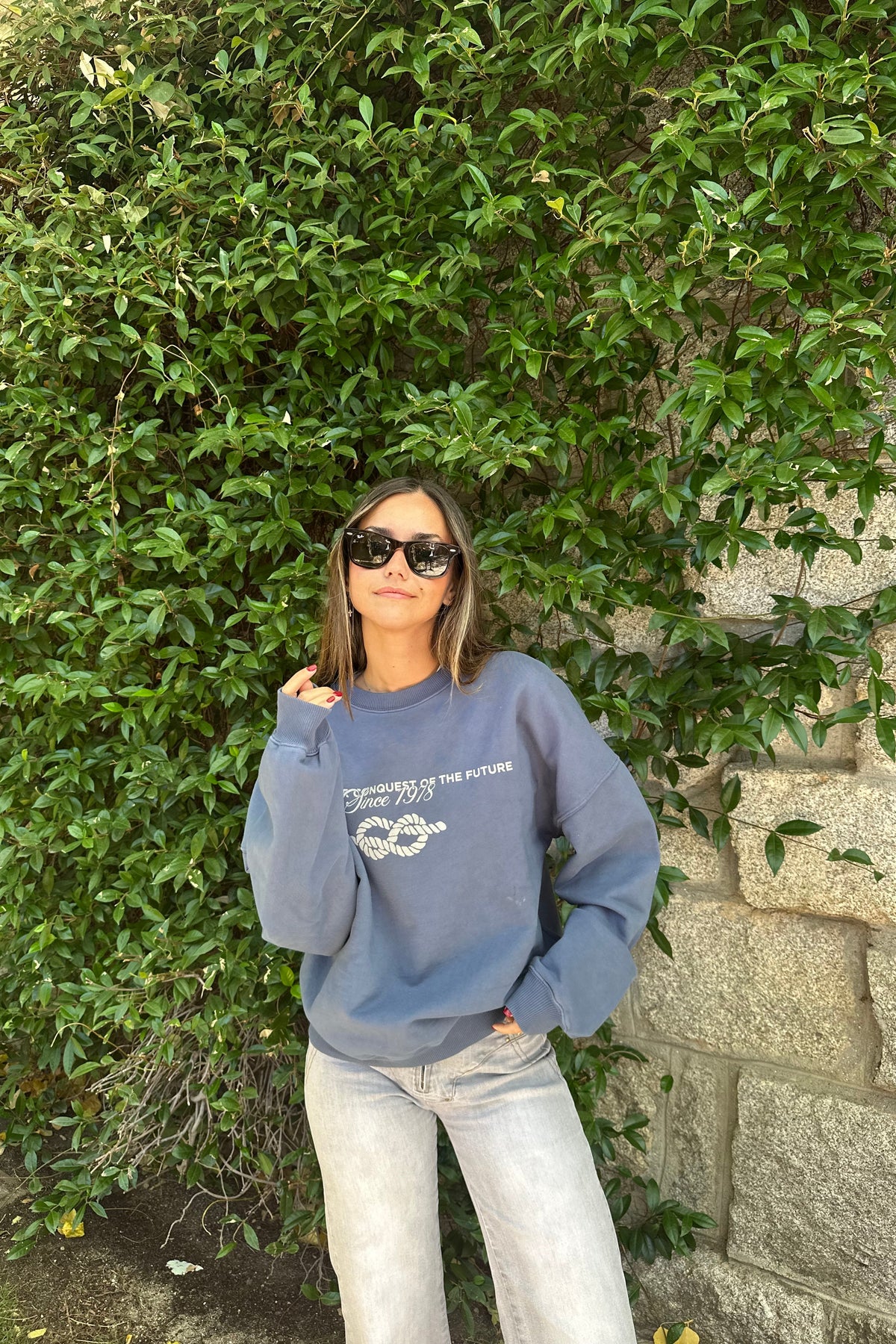 sudadera amarras unisex azul marino con estampado náutico en pecho y espalda